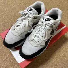 【NIKE】AIR MAX 1 ESS WHITE/BLACK〜