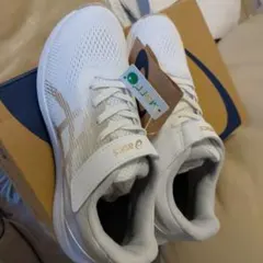 asics LAZERBEAM RJ-MG-B 22.5cm ホワイト