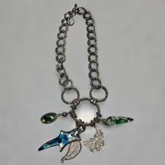 チャーム付きネックレス シルバーロング ゴージャス