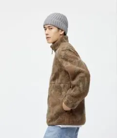 nowarttとGUのコラボフリース