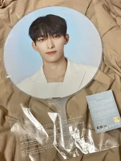 ドギョム　うちわ　まとめ売り ドギョム うちわまとめ売り