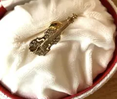 Item thumbnail for item b3f99752-9133-49ba-88ed-2b66716c5932