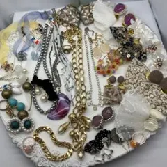 ◆065 フランス製＆ハンドメイド品含むアクセサリーセット