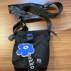 ほぼ未使用　marimekko ブラック ショルダーバッグ