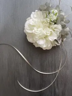 再販＊toytoy626 コサージュ 大サイズ単品【白グレー】卒業入学式 結婚式