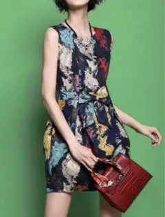 パーティー用　ミニ丈ワンピース(新品)