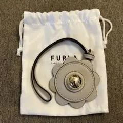 FURLA レザーフラワーチャームのサムネイル
