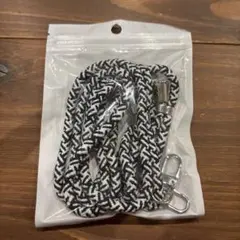 スマホショルダーストラップ 白黒編み込み