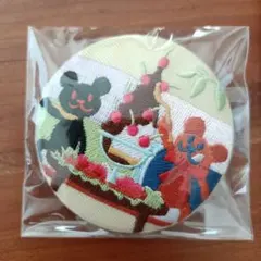 くまのがっこう おたのしみ刺繍缶バッジ Vol.2　シークレット