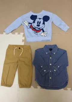 再値下げ　Baby gapミッキー トレーナー 水色　チノパン　長袖シャツ　80