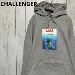 チャレンジャー プルオーバーパーカー フーディー プリント バス