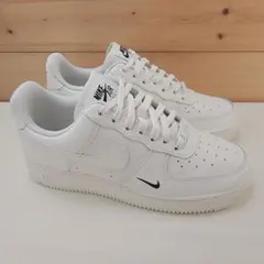ナイキ ウィメンズ エアフォース1 ’07 エッセンシャル 24.5cm