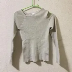 ニット トップス　肩開き　ワンショルダー