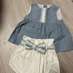 ノースリーブトップスとショートパンツセット