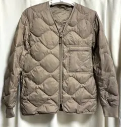 ベージュ キルティング ダウンジャケット
