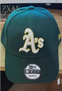 野球チームの大リーグ帽は角の曲がったハンチング