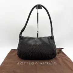 極美品 ボッテガヴェネタ イントレチャート ワンショルダーバッグ ブラック 黒