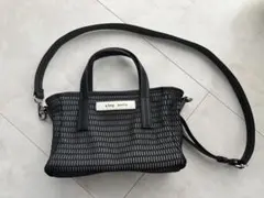 qbag paris nest zip supermini グレージュブラック