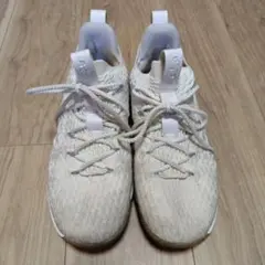 NIKE LEBRON XV バスケットボールシューズ
