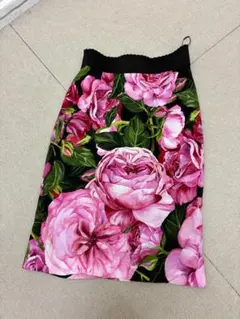 L02588)DOLCE＆GABBANA　スカート　ローズ柄　薔薇　シルク　36のサムネイル