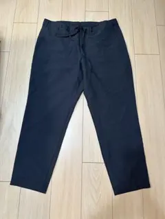 グレー ワイドパンツ