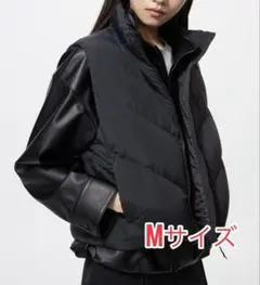 新品 UNIQLO パフテッククロップドベスト ブラック Ｍサイズ ユニクロ