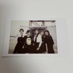 LESSERAFIM「ANTIFRAGILE」インスタントフォト 宮脇咲良 ① - メルカリ