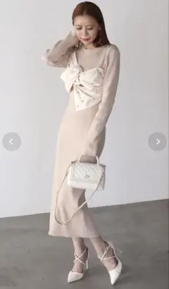 ROYAL PARTYリボン付きベージュニットワンピース
