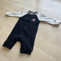 【80サイズ】Champion ロンパース 黒/グレー