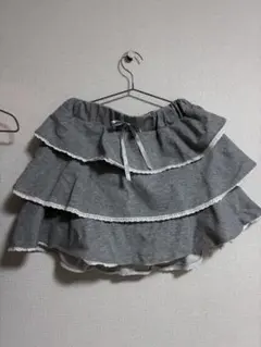 フリル付きグレーのミニスカート サイズF
