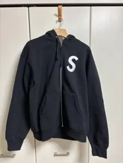 2026年最新】supreme ジップパーカー sロゴの人気アイテム - メルカリ