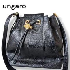 ungaro ウンガロ　ショルダーバッグ 巾着型 ブラック　肩掛け　斜め掛け