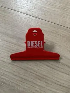 DIESEL クリップ レッド、非売品