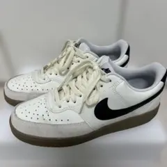 Nike コートビジョン　26センチ