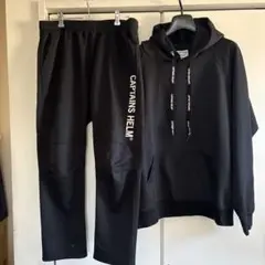 キャプテンズヘルム