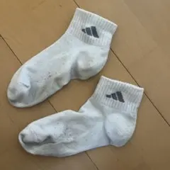 アディダス ホワイトショートソックス