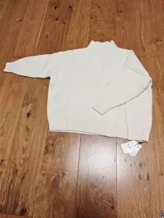 新品タグ付きFサイズ GRL （グレイル）アイボリー タートルネックセーター