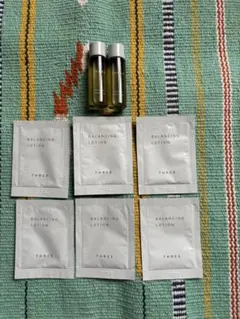 新品　未使用 THREE バランシングクレンジングオイル Nのサムネイル