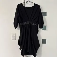 美品　MAITRESSE ビーズ装飾 黒ワンピース　半袖ワンピース　黒ドレス