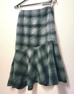 GU フレアスカート グレー系