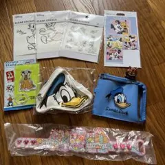 最終価格 ディズニーストア シークレット フェイスポーチ ウォレット ドナルドのサムネイル