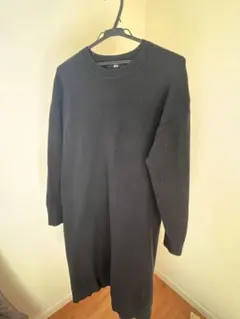 ユニクロ　ブラックニットワンピース 長袖
