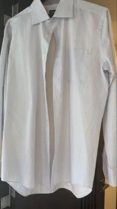 ONLY スリムフィット ホワイトストライプシャツ