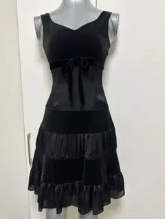 ワンピース　結婚式　可愛い　新品未使用　Mサイズ　レストローズ