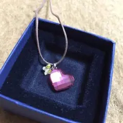 スワロフスキー社 ハートのネックレス