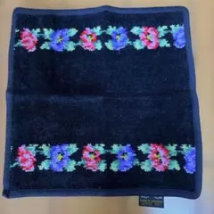 新品未使用　FEILER 花柄 黒ハンドタオル