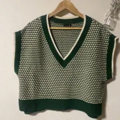 ニットベスト