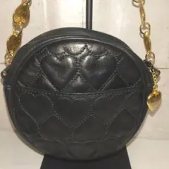 極美品】 モスキーノ 本革 ハートキルト サークルバッグ チェーン 黒 