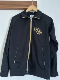 Item thumbnail for item b74fd07e-14b0-483c-b2ee-7a32ae187ddc