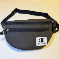 Champion チャンピオン　ボディバッグ ウエストポーチ　焦茶色